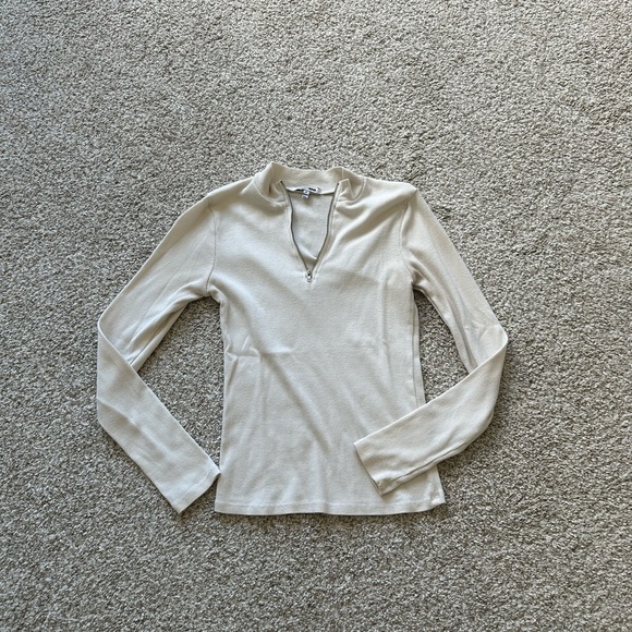 Fashion Nova White Long Sleeve Zip Mock neck Top - Picture 1 of 3